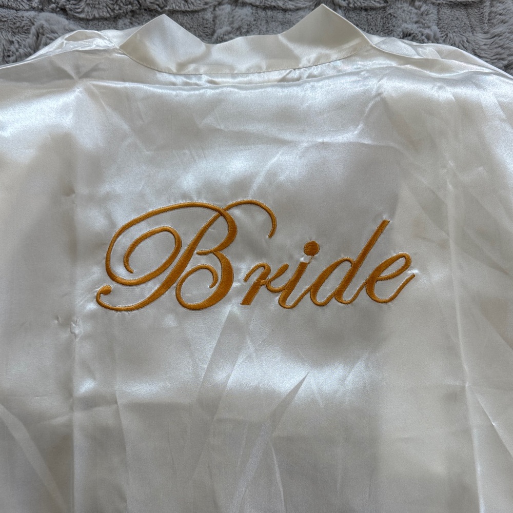 Elegant Cream Bride Robe